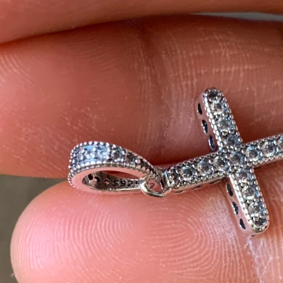 NWOT Sparkling Cross Pendant Dangle Charm CZ Sterling Silver 925 - Picture 9 of 9